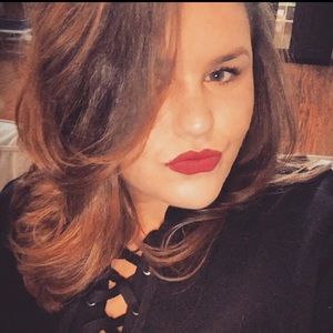 Meet your Posher, Molly